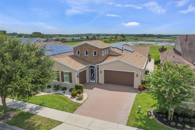 290 SILVER MAPLE ROAD, Groveland, FL 34736