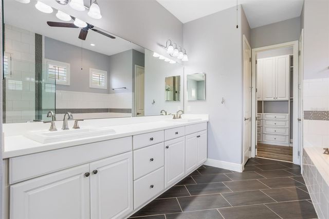 290 SILVER MAPLE ROAD, Groveland, FL 34736