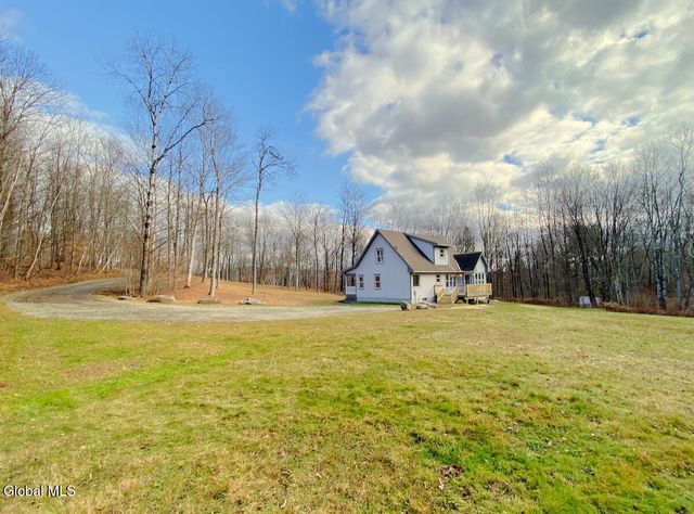 365 Moore Hill Road, Stephentown, NY 12168