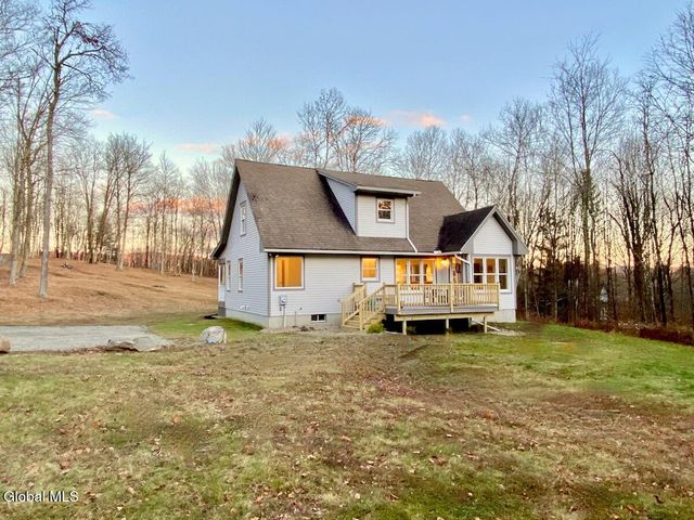 365 Moore Hill Road, Stephentown, NY 12168