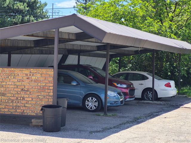 61035 11 Mile Road 1, South Lyon, MI 48178