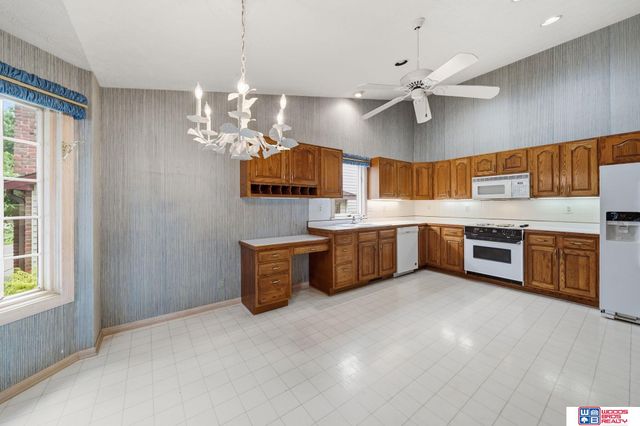 722 Lancashire Court, Lincoln, NE 68510
