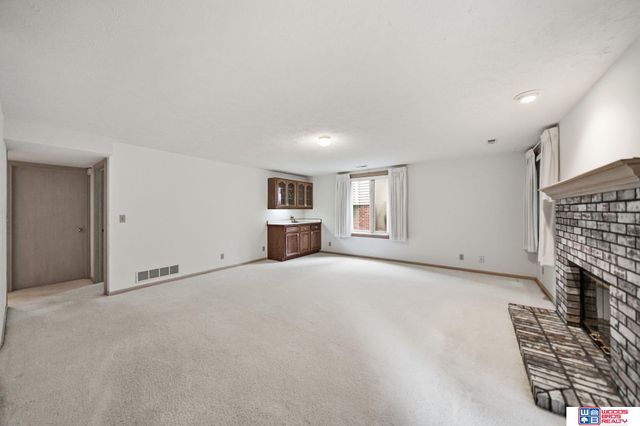722 Lancashire Court, Lincoln, NE 68510