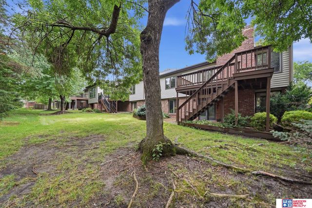 722 Lancashire Court, Lincoln, NE 68510