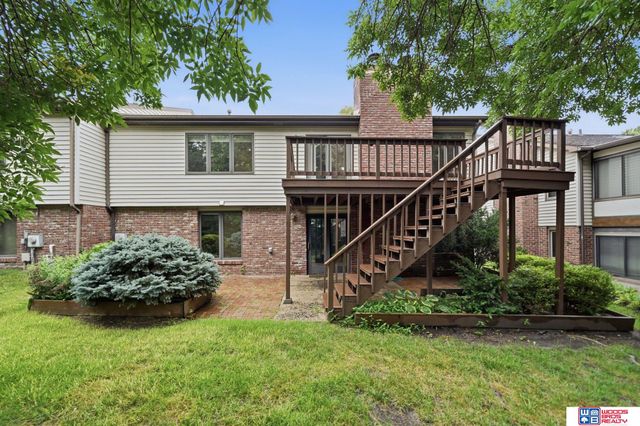 722 Lancashire Court, Lincoln, NE 68510