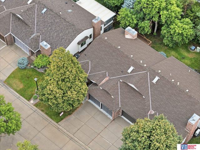 722 Lancashire Court, Lincoln, NE 68510