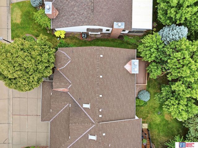 722 Lancashire Court, Lincoln, NE 68510