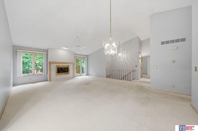 722 Lancashire Court, Lincoln, NE 68510