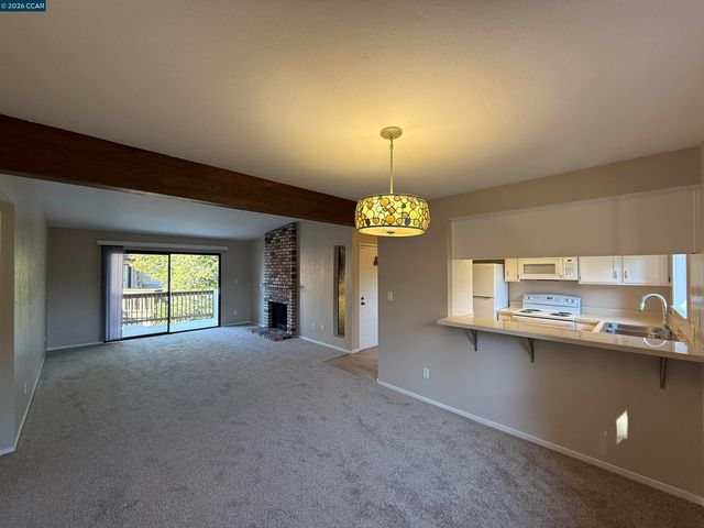 2055 Sierra Rd 12, Concord, CA 94518