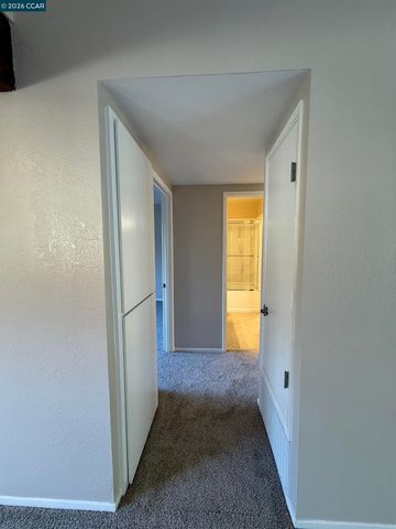 2055 Sierra Rd 12, Concord, CA 94518