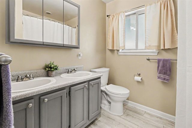 3971 Thomas Avenue, Berkley, MI 48072