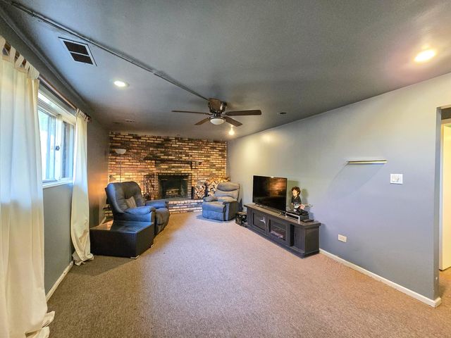 12215 S 45TH Avenue, Alsip, IL 60803