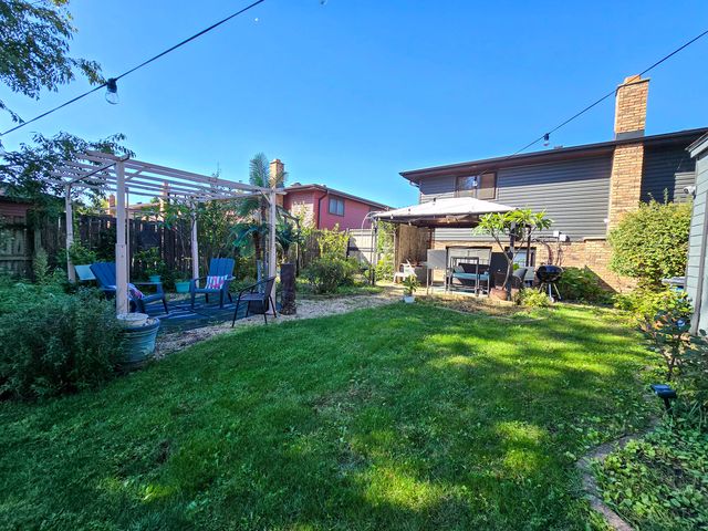12215 S 45TH Avenue, Alsip, IL 60803