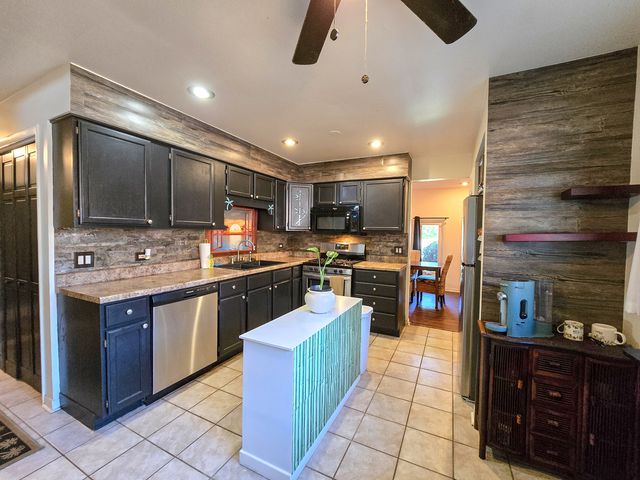 12215 S 45TH Avenue, Alsip, IL 60803
