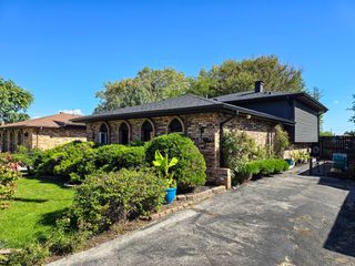 12215 S 45TH Avenue, Alsip, IL 60803