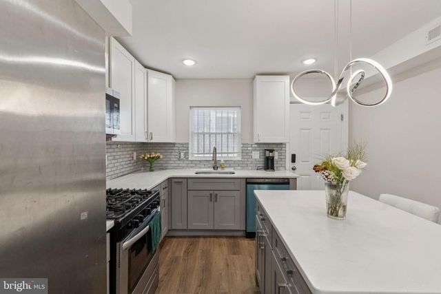 703 WINTON ST, Philadelphia, PA 19148