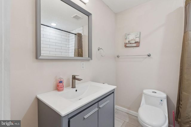 703 WINTON ST, Philadelphia, PA 19148