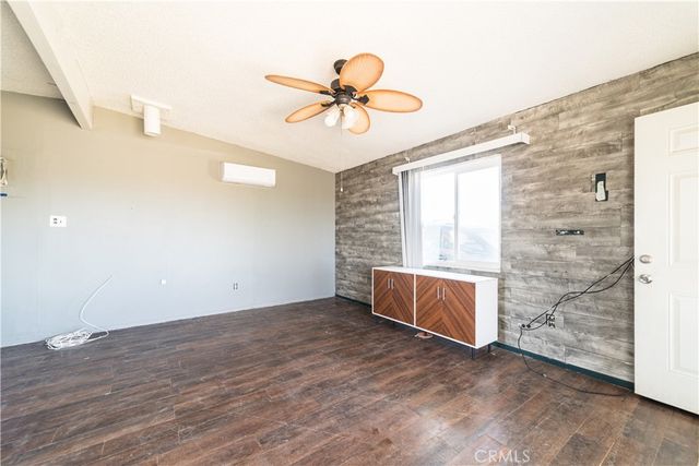 56617 Massachusets, Landers, CA 92285