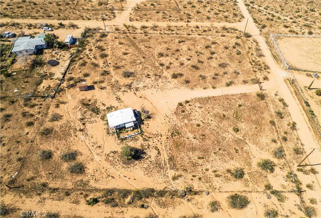 56617 Massachusets, Landers, CA 92285