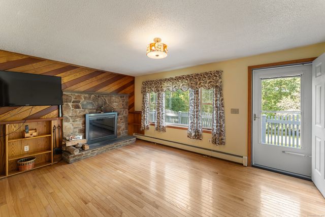 513 Lhomme Street Extension, Killingly, CT 06239