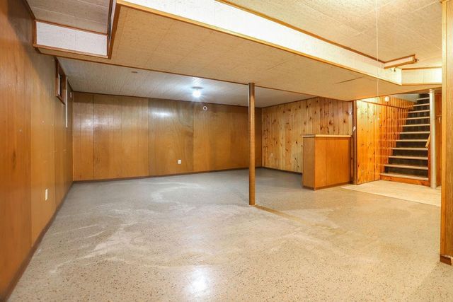 1112 Elm Street S, Moorhead, MN 56560