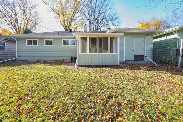 1112 Elm Street S, Moorhead, MN 56560