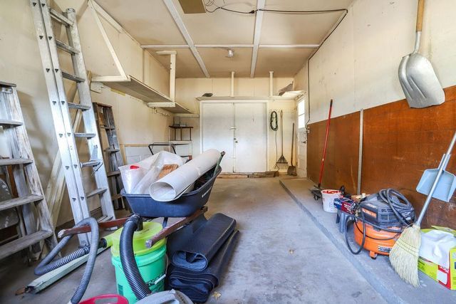 1112 Elm Street S, Moorhead, MN 56560