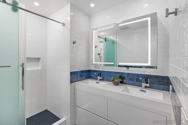 4404 Vivaracho Ct, San Diego, CA 92124