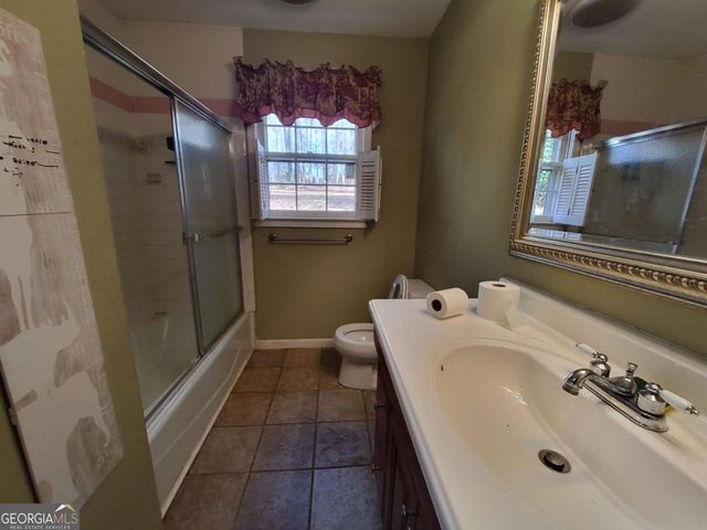 172 Middlesex Lane NW, Marietta, GA 30064