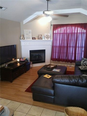 2624 Valencia 1, Fayetteville, AR 72703