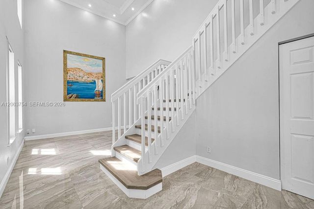 1623 E Harmony Lake Cir, Davie, FL 33324
