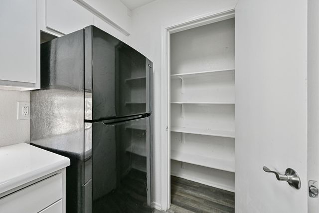 3065 N 67th Avenue Apt 212, Phoenix, AZ 85033