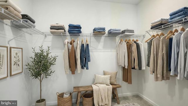 609 LILLIANA DR, Lebanon, PA 17046