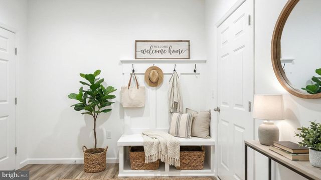 609 LILLIANA DR, Lebanon, PA 17046