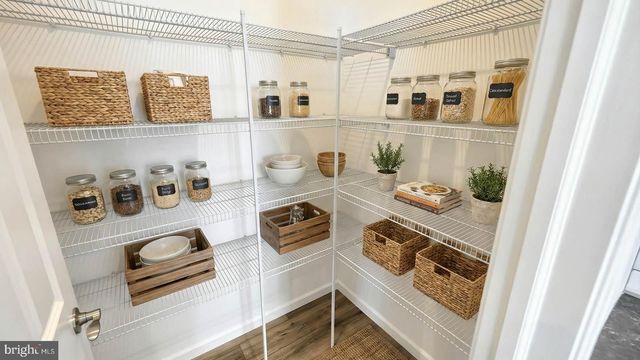 609 LILLIANA DR, Lebanon, PA 17046