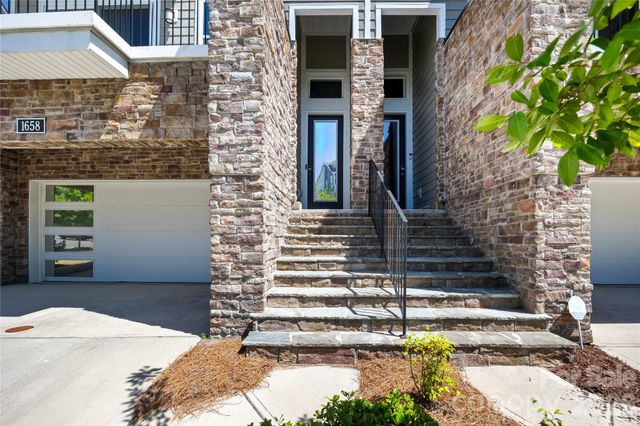 1658 Unison Drive, Charlotte, NC 28262