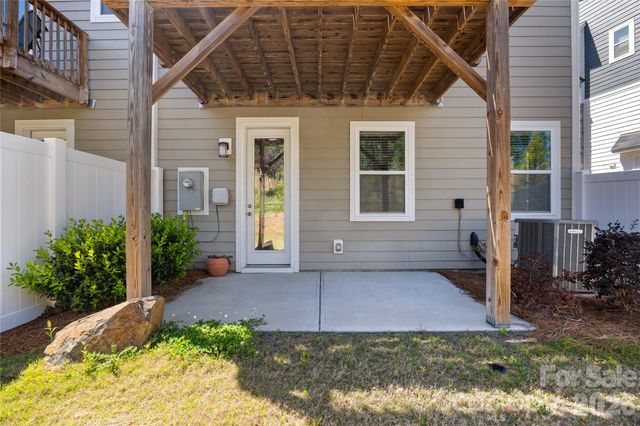 1658 Unison Drive, Charlotte, NC 28262