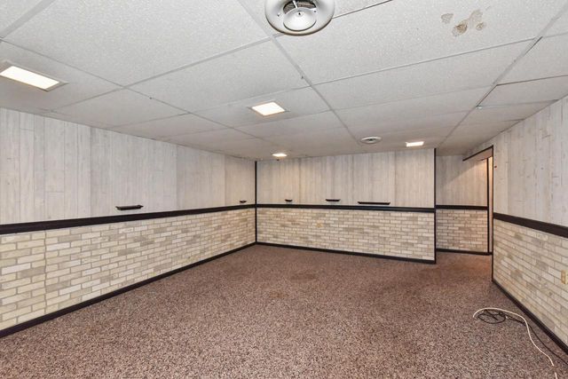 W245S7345 Heather Ridge DRIVE, Waukesha, WI 53189
