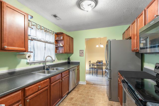 345 Bishop Hicks Court, Inman, SC 29349