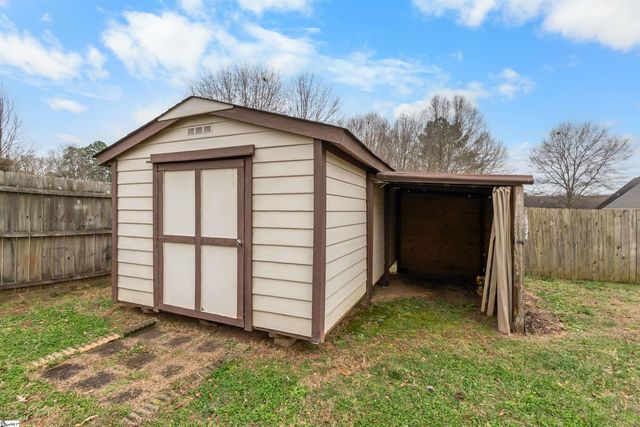 345 Bishop Hicks Court, Inman, SC 29349