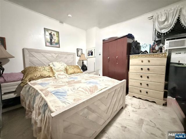 615 Summit Avenue, Union City, NJ 07087
