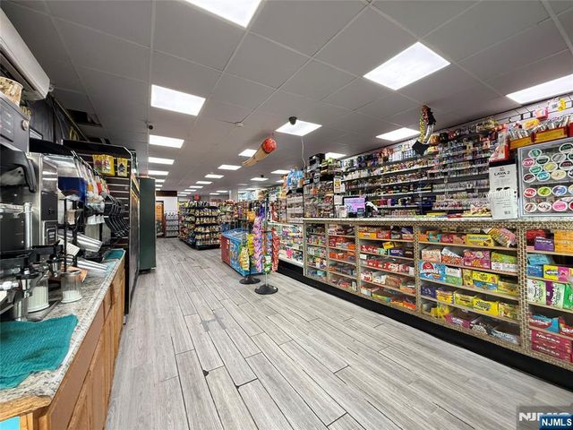 615 Summit Avenue, Union City, NJ 07087