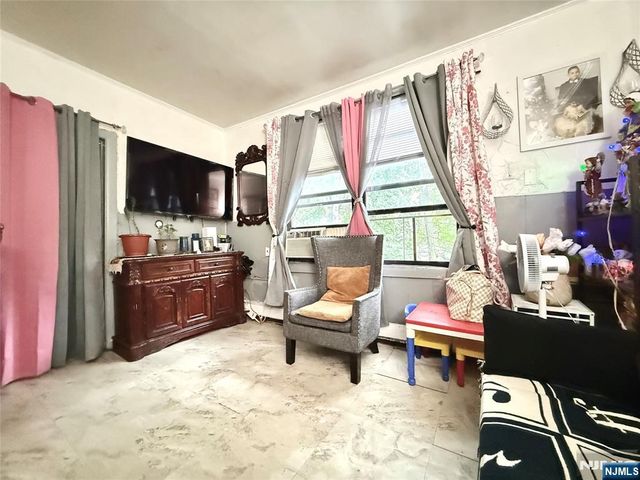 615 Summit Avenue, Union City, NJ 07087