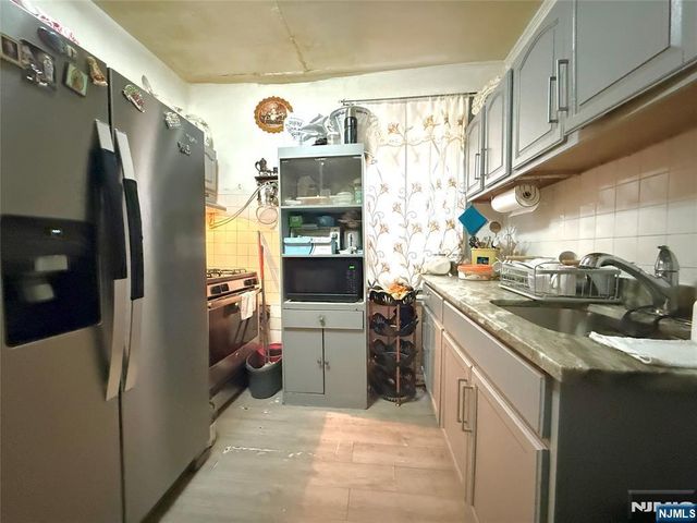 615 Summit Avenue, Union City, NJ 07087