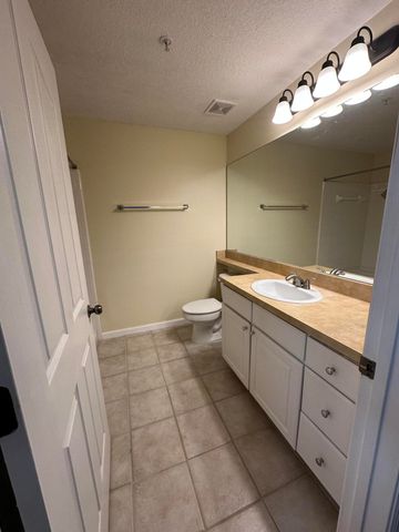 9905 Baywinds Drive 2206, West Palm Beach, FL 33411