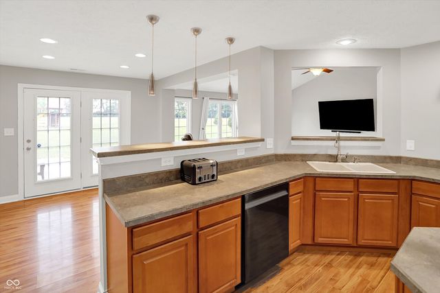 421 Lowry Street, Jamestown, IN 46147