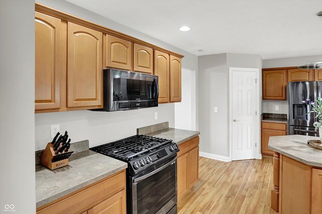 421 Lowry Street, Jamestown, IN 46147