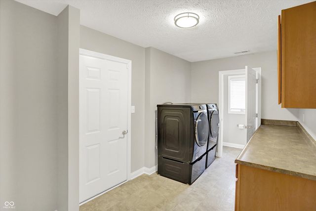 421 Lowry Street, Jamestown, IN 46147