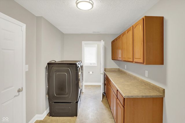 421 Lowry Street, Jamestown, IN 46147