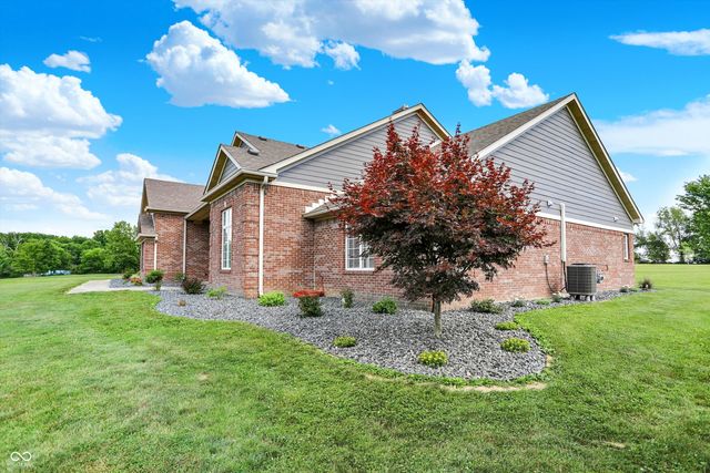 421 Lowry Street, Jamestown, IN 46147